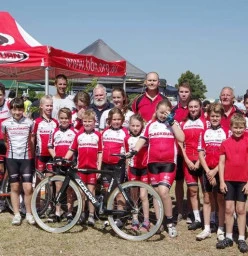 Blackburn juniors competing at State Club Teams Championships.