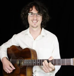 Harry Edwards: Hobart Guitar Teacher