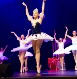Snowflakes with Intermediate Ballet