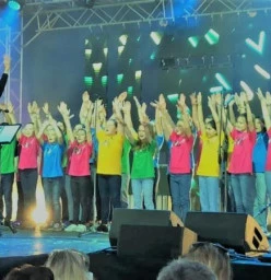 OBV Singers performing at Elizabeth Quay
