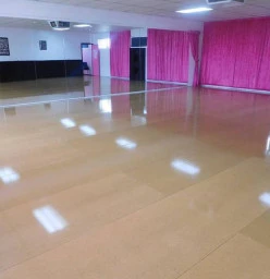 STUDIO 1