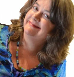 Lisa Dean