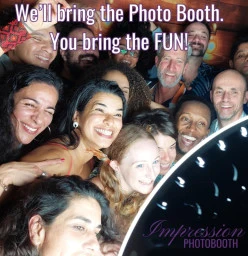 Party goers enjoying Impression Photobooth