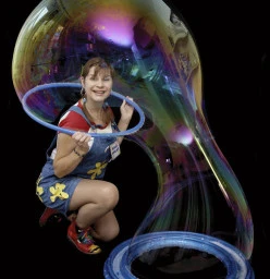 Bubble Magic with Sali Splat Rozelle 1