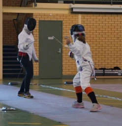 Junior epeeists in competition