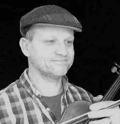 Fiddler Dan, Violins and Workshop Mansfield 1