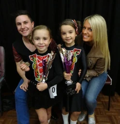 Junior Éire Dancers