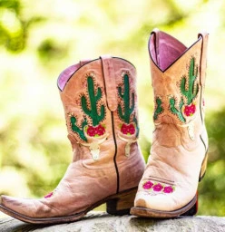 Lonely Boot Creations Sunshine Coast 1