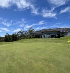 18th green and clubhouse