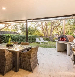 Dining area accommodation