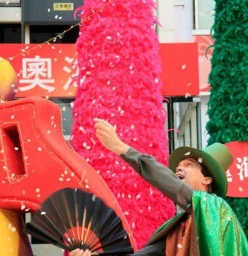 Making some Christmas snow on stage in Hong Kong