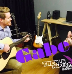 Guitar lessons with Gabe