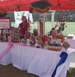 Lolly bars to suit all numbers and themes