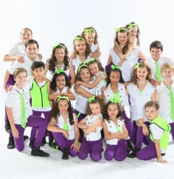 Avenue D Showgroup