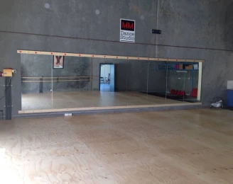 Makin Moves Dance Studio