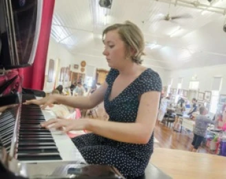 Clare Cundall Music Lessons
