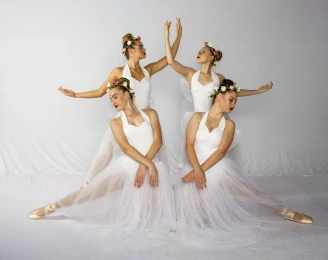Rising Star Dance
