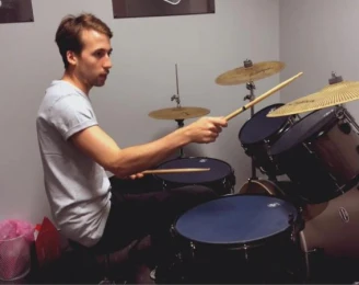 Bradie Webb Drum Lessons In Brisbane