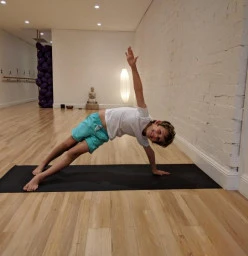 Kids Yoga &amp; Mindfulness Mondays @ 3.45pm in Randwick Coogee Yoga