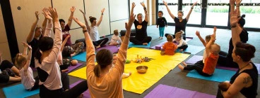Mum &amp; children&#039;s yoga classes - do yoga together! *SPECIAL* Pakenham Yoga
