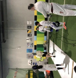 Beginner fencing lesson Castle Hill Tennis Clubs