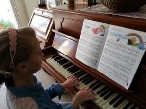 Kate Fowles -Piano  Teacher