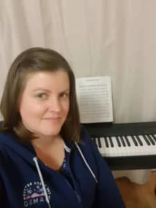 Heather Harkness - Beginner Piano Lessons