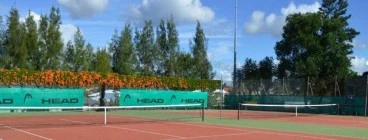 10% pro shop purchases for members! Raworth Tennis Courts