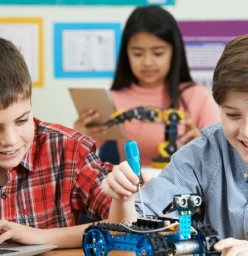 Robotics Holiday Programs for Kids Melbourne CBD Educational School Holiday Activities
